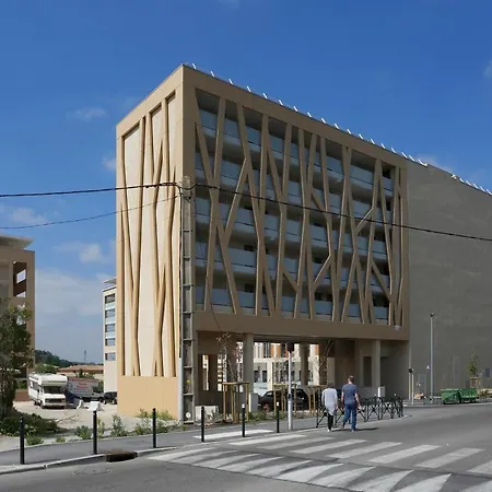 ホテル Nemea Aix Campus 2